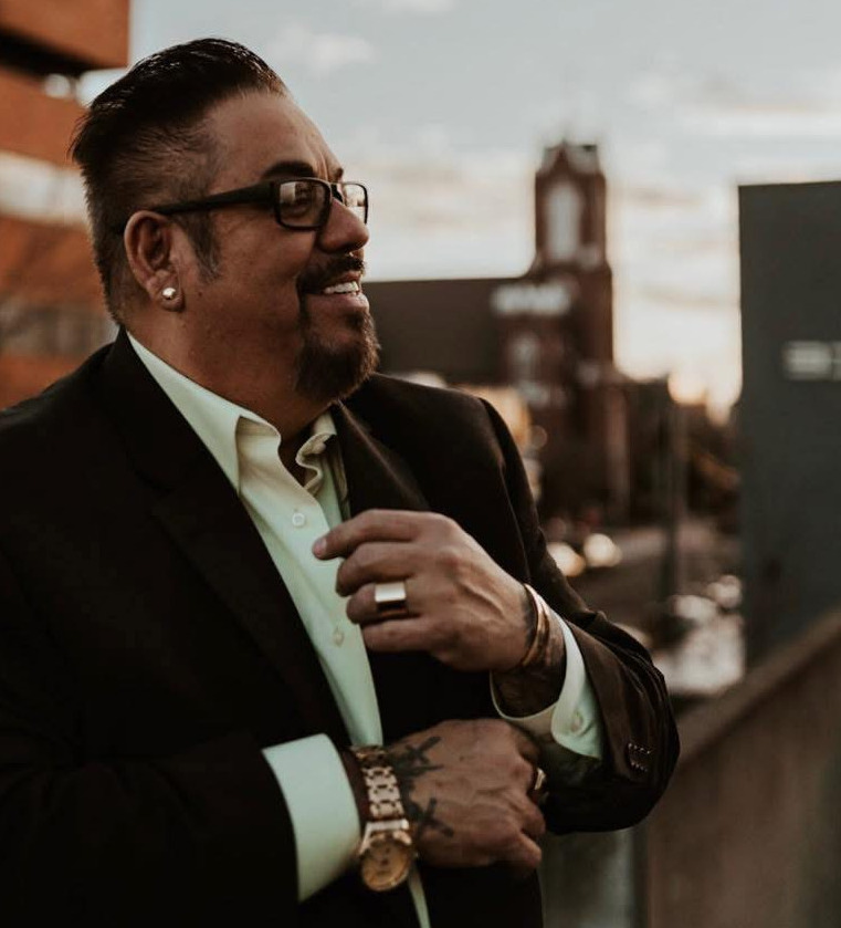 Al Perez performing live